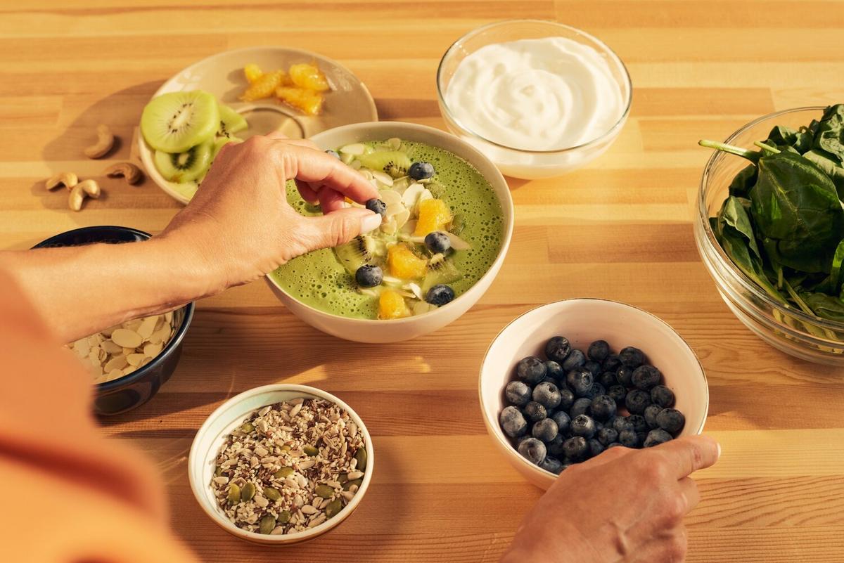 Superfoods in Vegan Diets: Power Your Day with Nutrient-Dense Ingredients